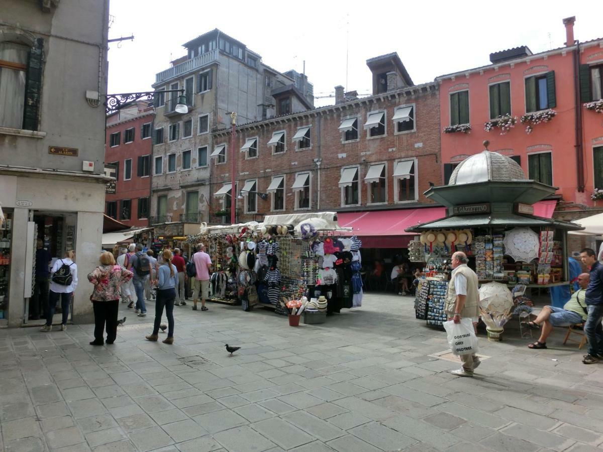 Classic Three Minutes From St Marc'S Square Lejlighed Venedig Eksteriør billede